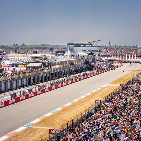 100 Jaar Tt Circuit Assen 2025 Glamping Incl Stroom Dış mekan fotoğraf