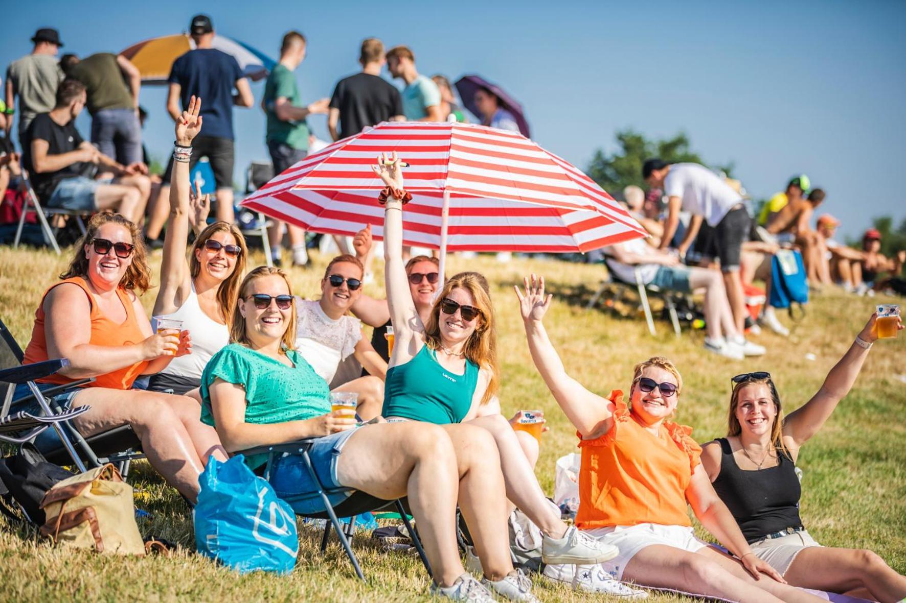 100 Jaar Tt Circuit Assen 2025 Glamping Incl Stroom Dış mekan fotoğraf
