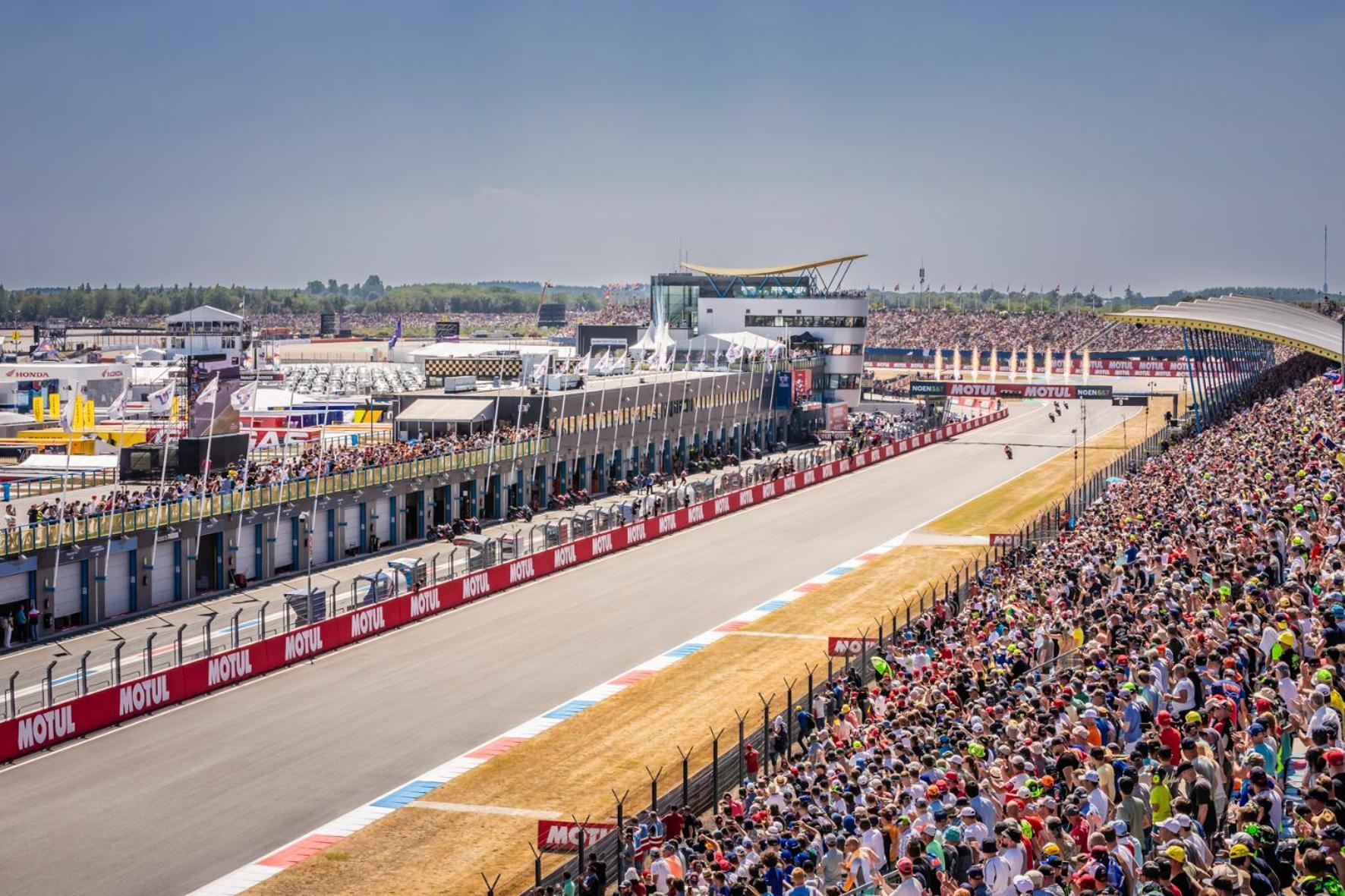 100 Jaar Tt Circuit Assen 2025 Glamping Incl Stroom Dış mekan fotoğraf