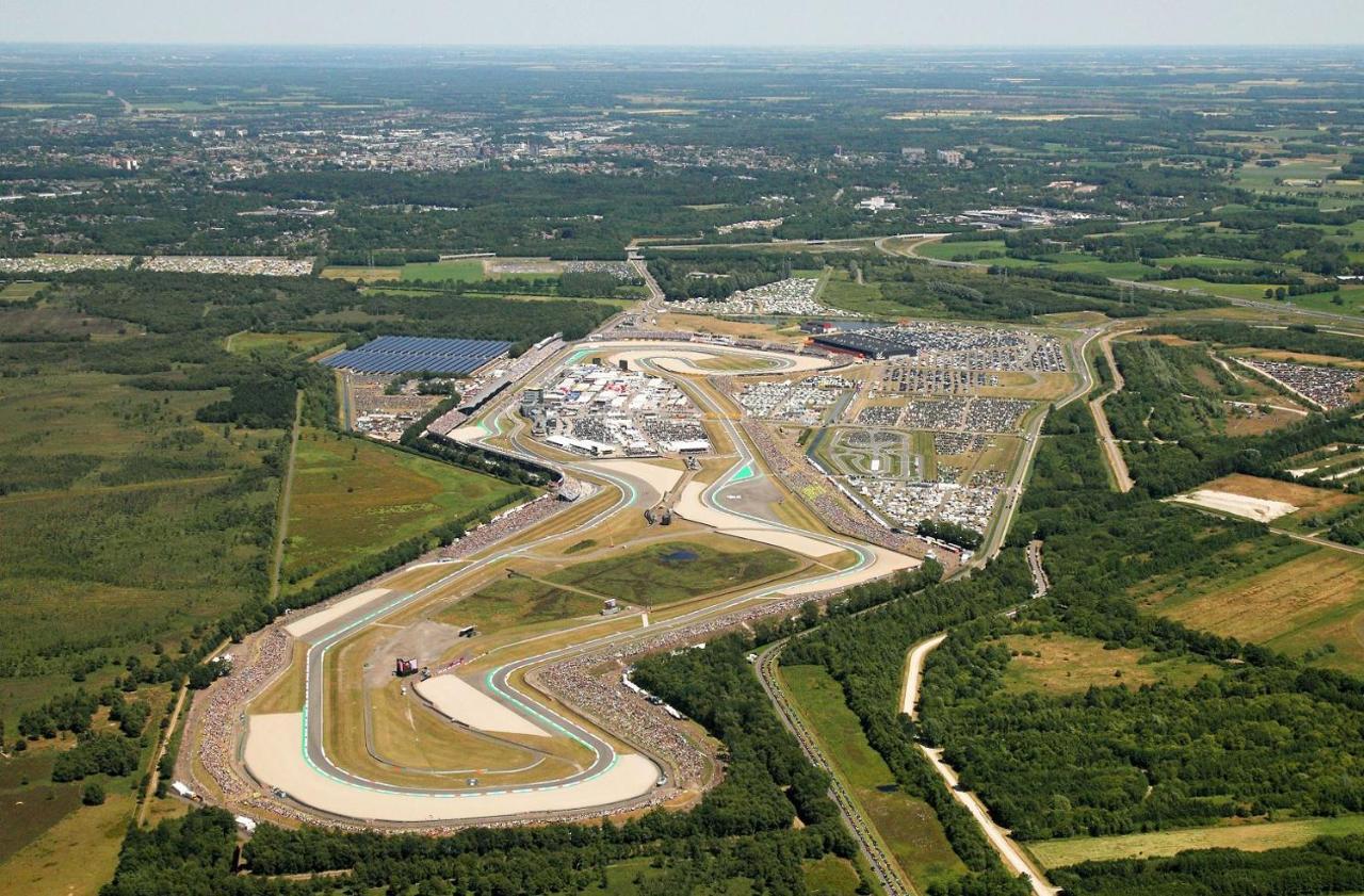 100 Jaar Tt Circuit Assen 2025 Glamping Incl Stroom Dış mekan fotoğraf